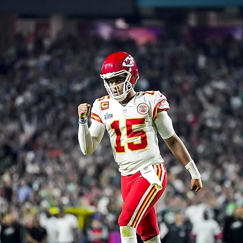Kansas City Chiefs Explore New Offensive Strategies in 2026 Training Camp