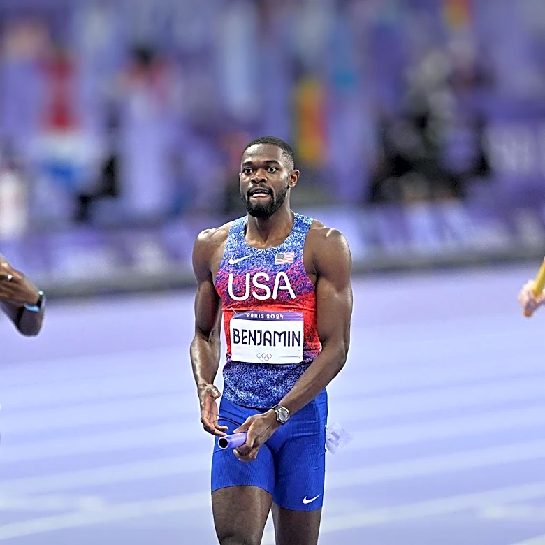 U.S. Team Sets Record in U20 Mixed 4x400m Relay at World Championships