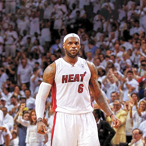 LeBron James Chooses Philadelphia Over Cleveland for Potential Championship Run