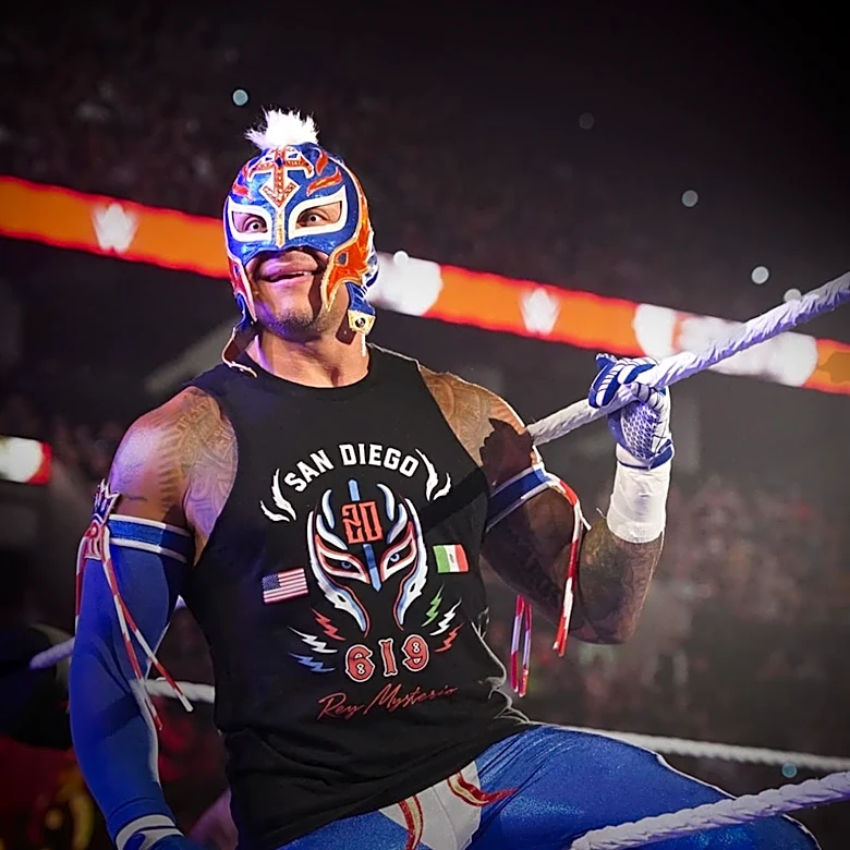 Roman Reigns to Defend Title in Mexico as Rey Mysterio Announces Tournament