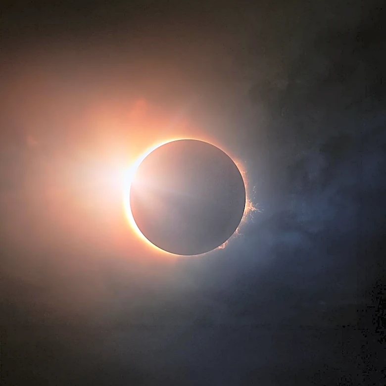 Smartphone Apps Enhance 2026 Total Solar Eclipse Viewing Experience