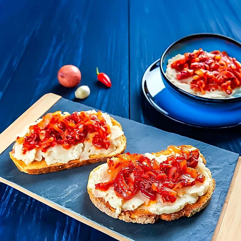 Henrietta's Beef Tartare Toast Becomes a Summer Favorite in Los Angeles