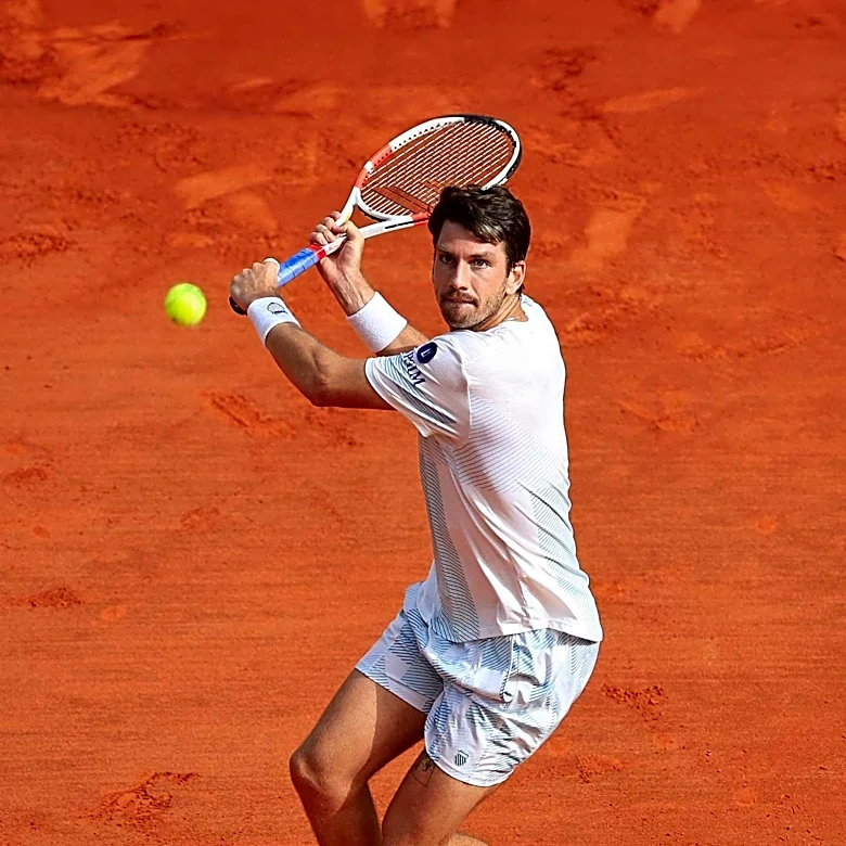 Cam Norrie Advances to Third Round at National Bank Open, Faces Alex de Minaur