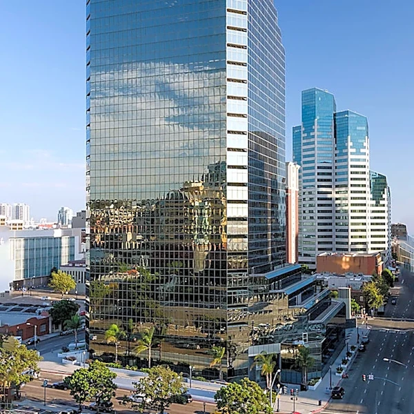 Blackstone's $1.1 Billion Loan to Hudson Pacific Properties Enters Special Servicing