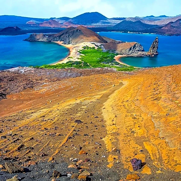Eden (2025) Explores Isolation and Intrigue on Galápagos Island