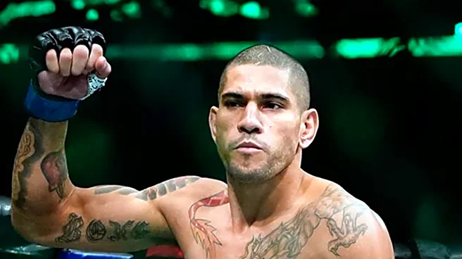 Alex Pereira Criticizes Referee Herb Dean After Controversial UFC White House Fight