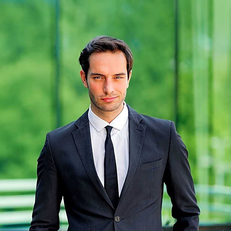 UBS Promotes Daniel Barros to CEO for Latin America, Enhancing Regional Leadership