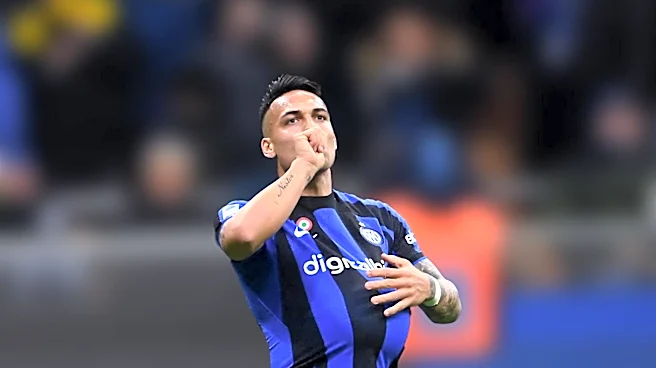 Lautaro Martínez and Family Vacation in Greece with Former Tennis Star