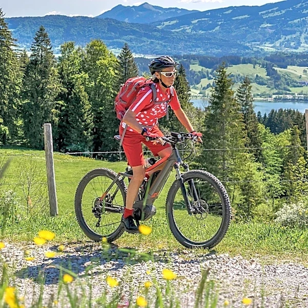 Puck Pieterse Targets Polka-Dot Jersey at Tour de France Femmes
