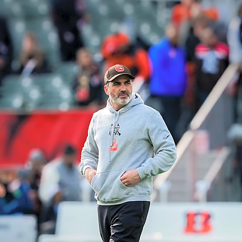 Todd Monken Offers Joe Thomas Coaching Role Amid Browns Training Camp