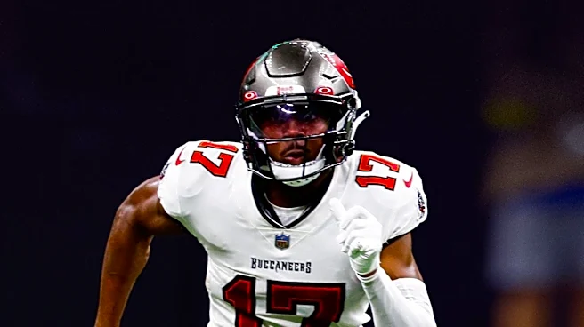 Vita Vea's Contract Standoff with Buccaneers May Lead to Trade