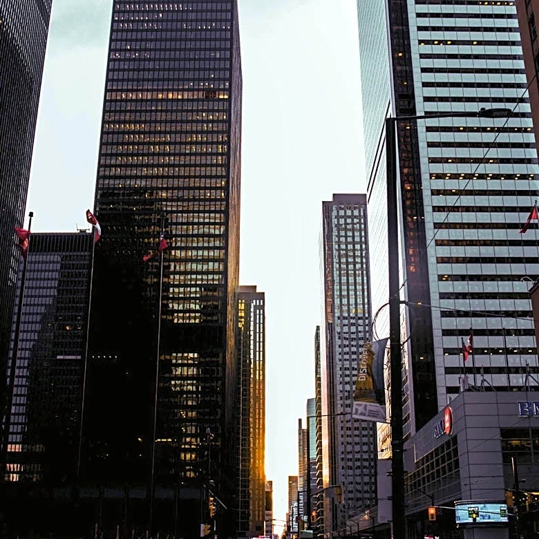 Hackers Target U.S. Financial Institutions Using Low-Tech Tactics