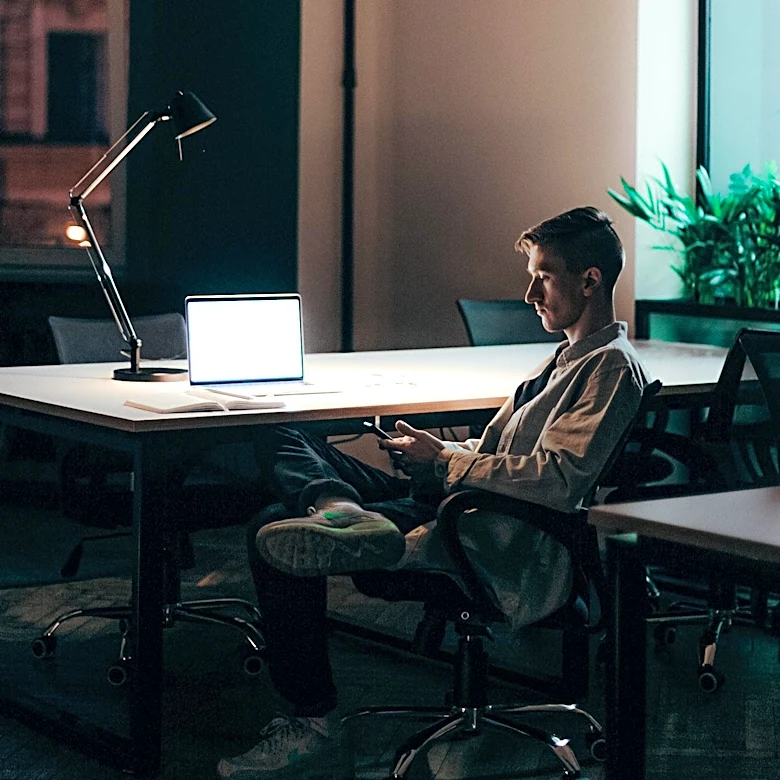 Danta Technologies Offers Hybrid Work for AI Platform Engineer Role
