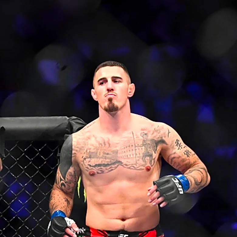 Joe Rogan Defends Tom Aspinall After Controversial Fight with Ciryl Gane