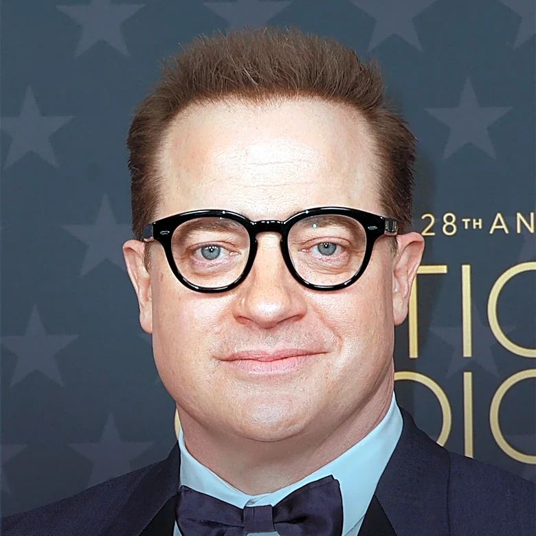 Brendan Fraser and Jeff Daniels Star in New Sci-Fi Thriller 'Starman'