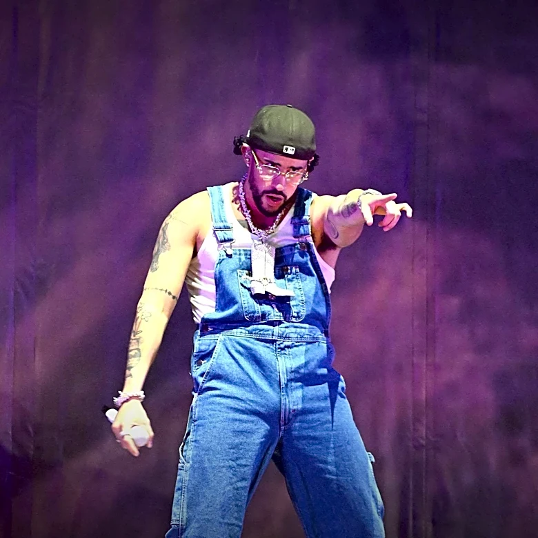 Joel Madden and Hilary Duff Reunite Onstage Amid BrooklynVegan Layoffs