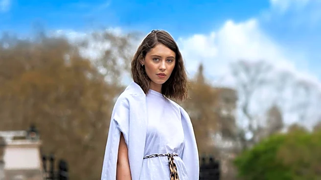 Iris Law Revives Isabel Marant's Wedge Sneakers in New York Fashion Scene