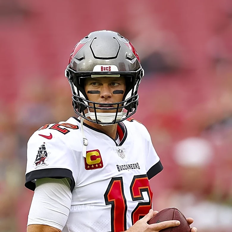 Buccaneers' Training Camp Highlights Versatility and New Talent