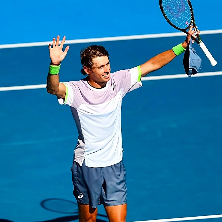 Cameron Norrie Defeats Alex de Minaur Amidst Top Seed Exits at Montreal Tournament