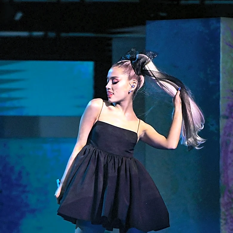 Ariana Grande Announces Break from Public Life Amid Media Pressure