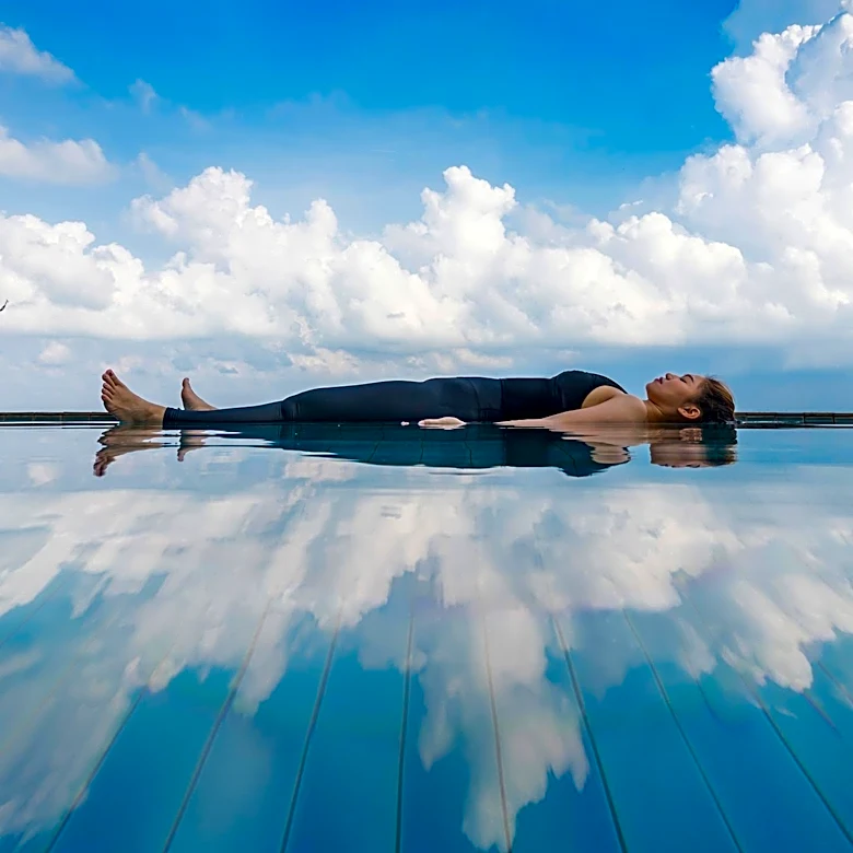Gabby Windey Shares Revealing Poolside Photo Amidst Personal Reflections