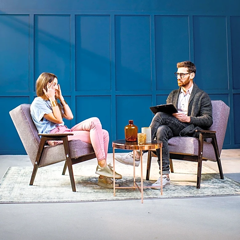 Psychotherapist Highlights Joy as a Key Element in Difficult Conversations