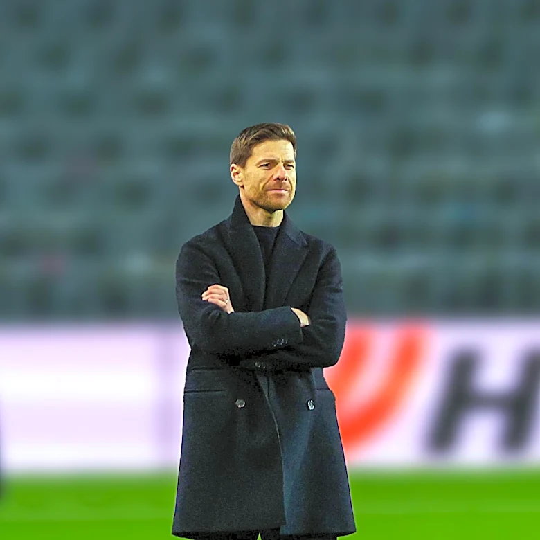Frank Leboeuf Advises Xabi Alonso on Chelsea's Squad Management