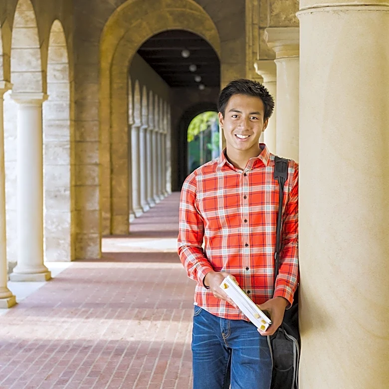 Miami-Dade Teen Becomes World's Youngest Male Professor at 18