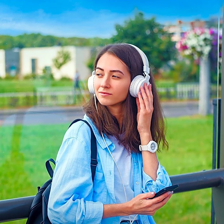 TravUp Introduces Audio-Guided Itineraries for Seamless Travel Experience