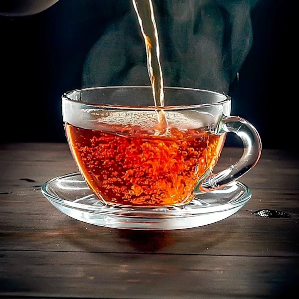 Tea's Health Benefits and Risks Explored in New Report