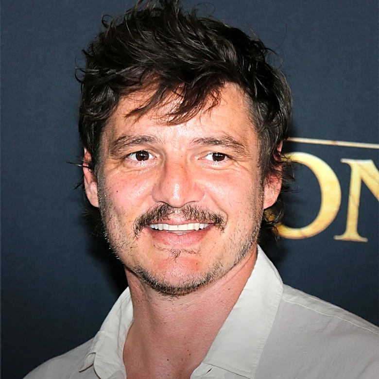 Pedro Pascal's Theater Training Leads to Acclaimed Roles in 'The Mandalorian' and 'The Last of Us'