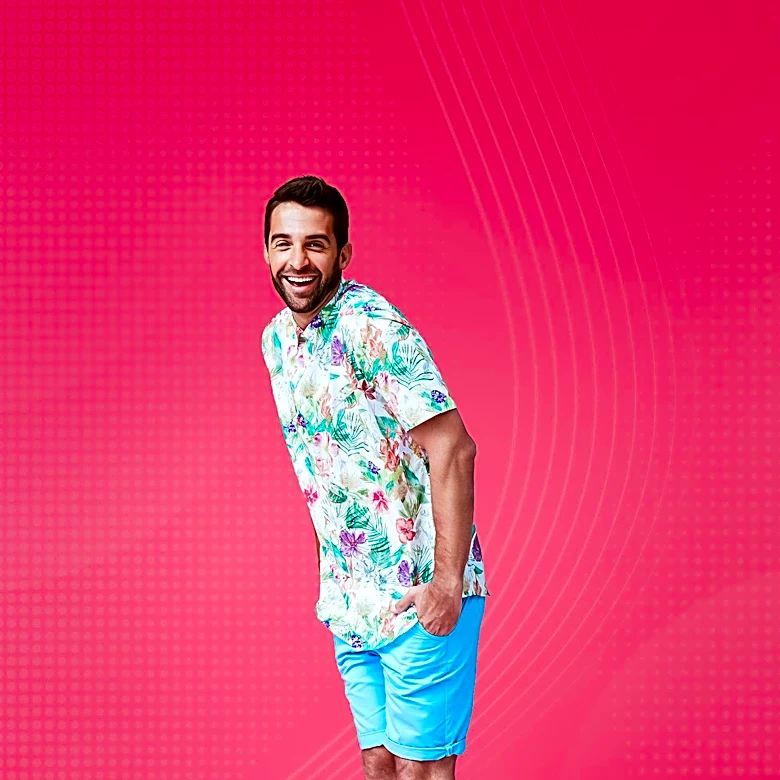 Survey Reveals Divided Opinions on Wearing Shorts in the Office