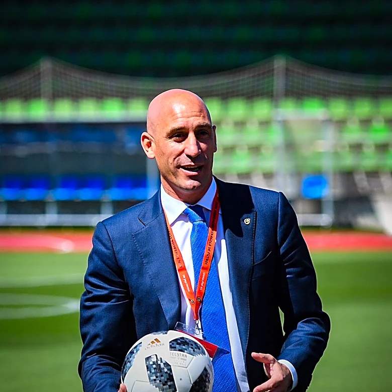 Spanish Football Federation Considers Miami for 2027 Spanish Super Cup Amidst Host Race