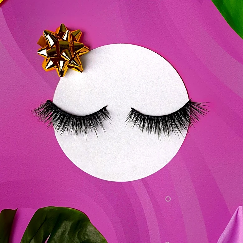 Lash-Focused Beauty Trend Gains Popularity for Enhancing Natural Features