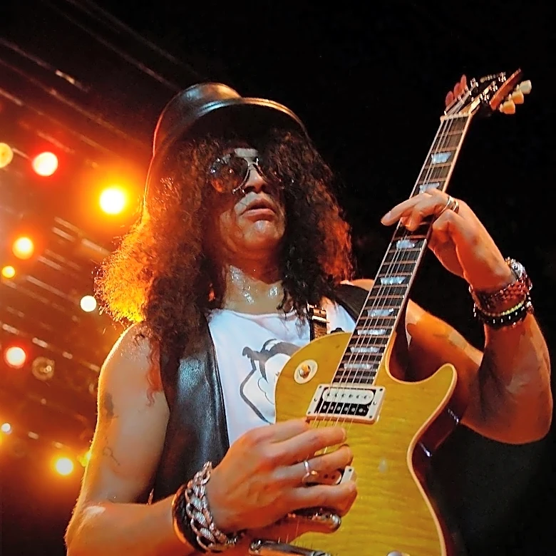 Guns N' Roses' Slash Surprises Toronto Restaurant with Visit