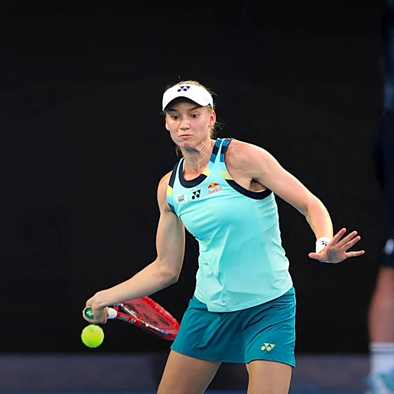 Elena Rybakina Advances in Toronto as Leylah Fernandez Upsets Mirra Andreeva