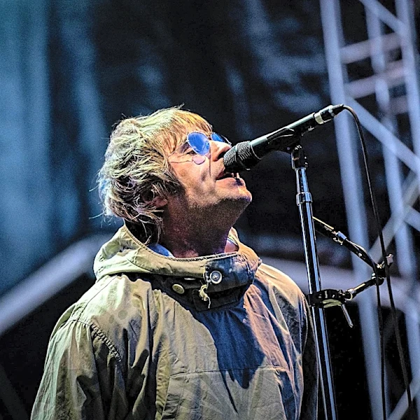 Oasis Plans Major 2027 Tour with Manchester Residency