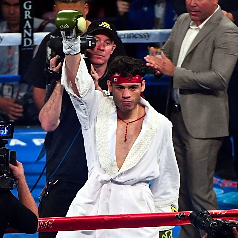 Ryan Garcia Criticizes Terence Crawford's Early Retirement, Questions His Legendary Status