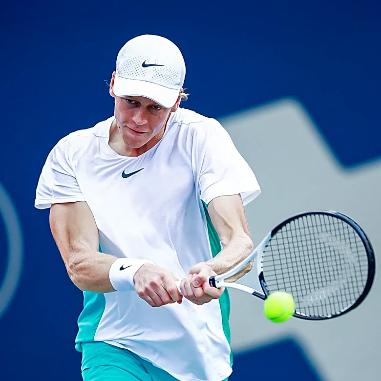 Jannik Sinner Faces Decision on Cincinnati Tournament Amid Knee Concerns