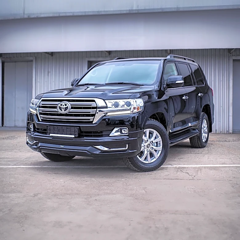 Toyota Land Cruiser Expected to Fetch High Price at Monterey Car Week