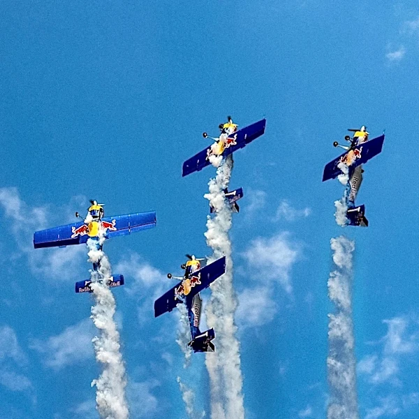 Rochester's Bands on the Bricks Celebrates with Airshow Salute