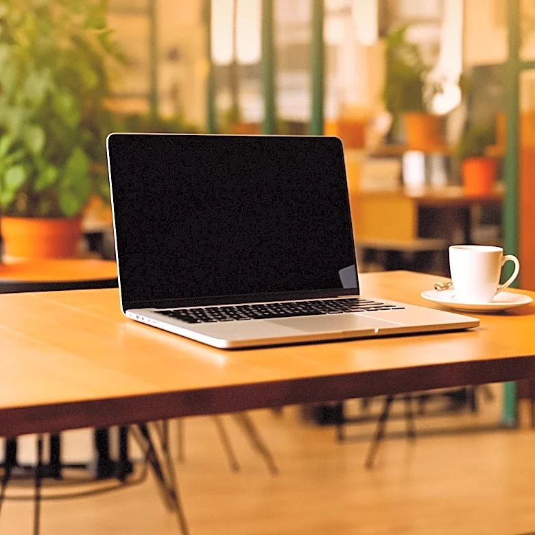 MacBook Neo vs Budget Windows Laptops: A Comparative Analysis for Students