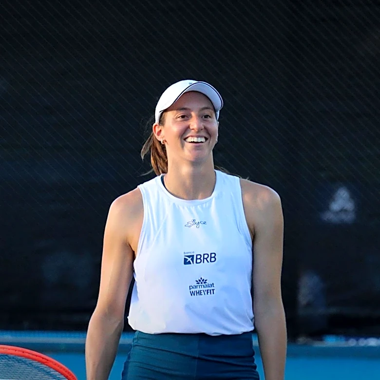 Beatriz Haddad Maia Announces Break from Tennis Amid Struggles