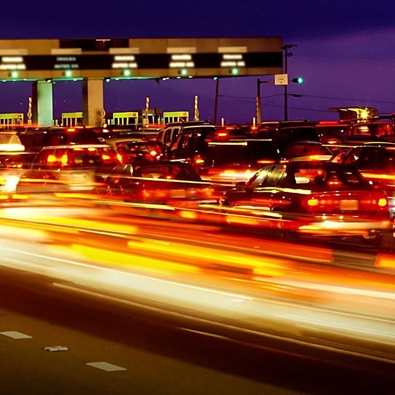 Disney's Hollywood Studios Installs New Lane Dividers at Toll Plaza to Improve Traffic Flow