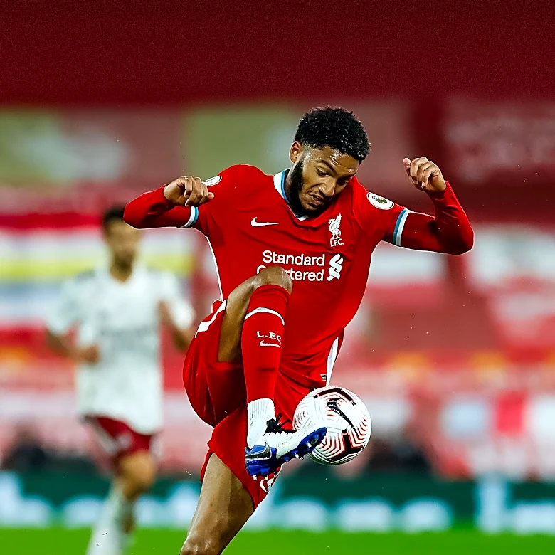 Liverpool Strengthens Defense with Ronald Araujo Loan from FC Barcelona