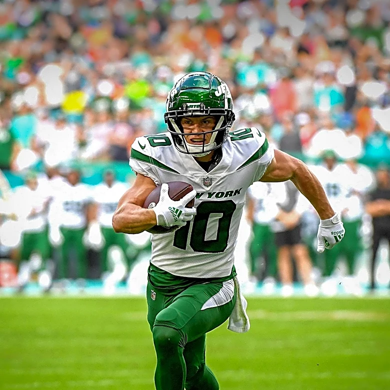 Cade Klubnik Shines in Jets' Scrimmage, Boosting Backup Quarterback Prospects