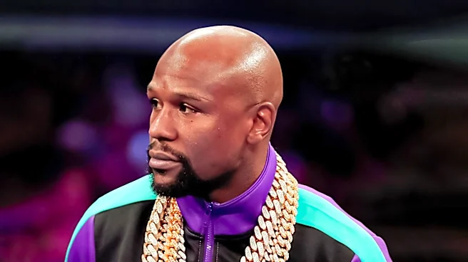 Julio Cesar Chavez Claims Mayweather Could Have Defeated Crawford