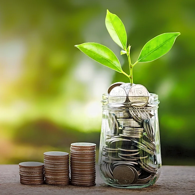 Berkshire Hathaway's Capital Deployment Shift Alters Investment Thesis