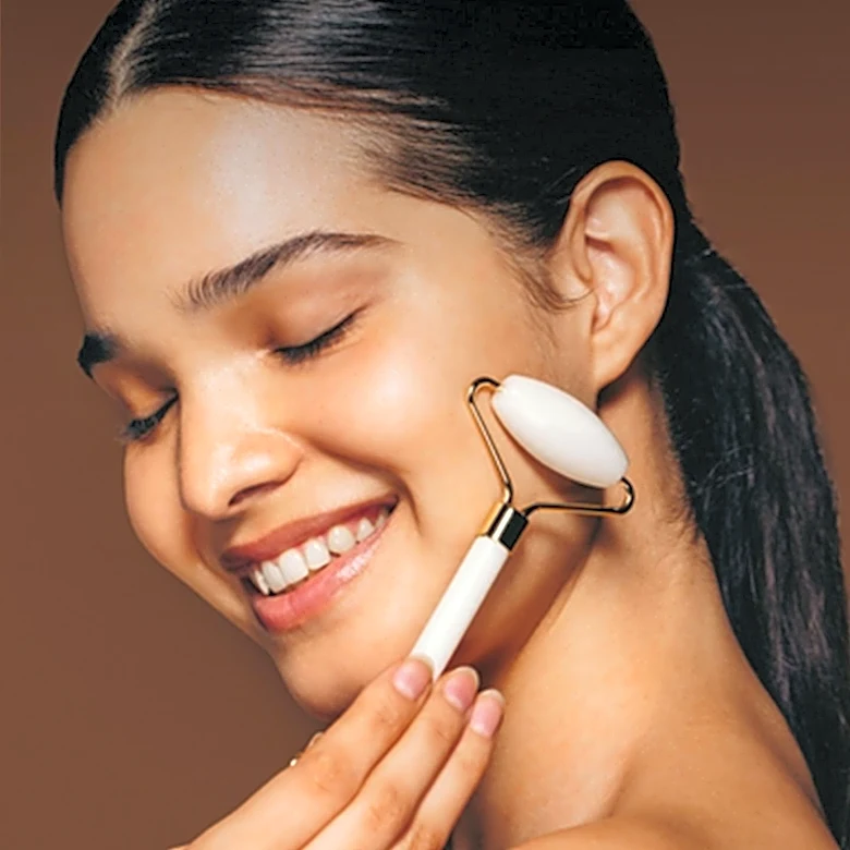 Facial Yoga Techniques Promoted for Skin Health and Radiance