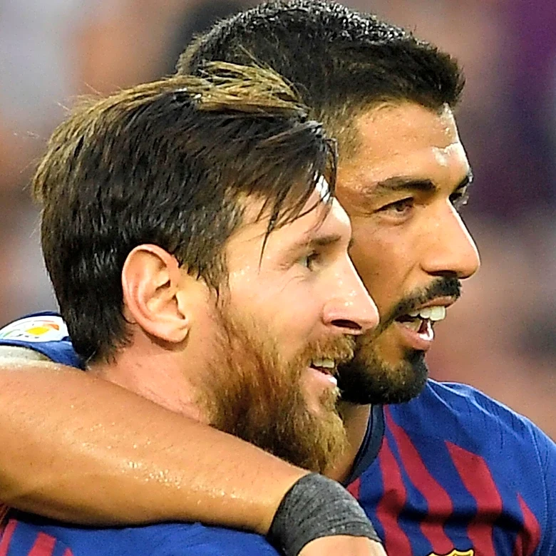 Luis Suárez Offers Emotional Support to Lionel Messi After Father's Passing
